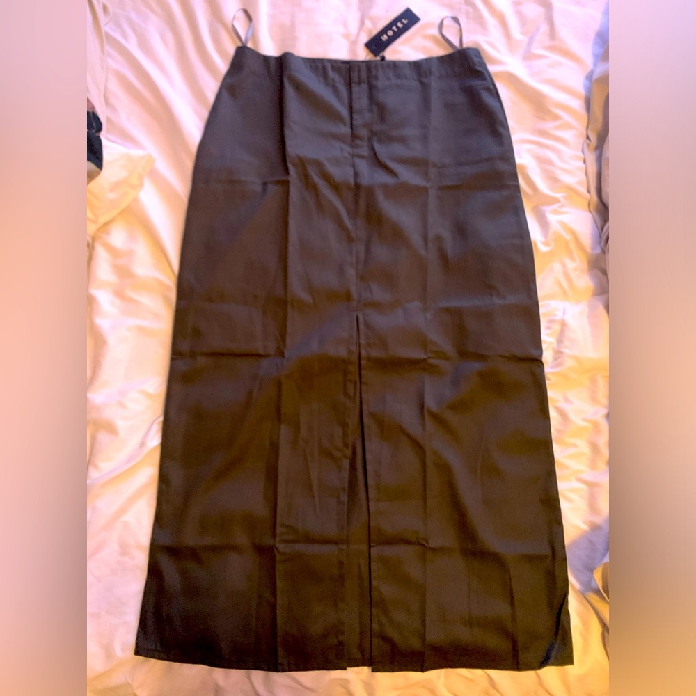 Motel skirt